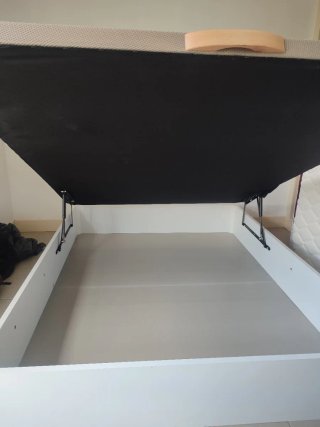 REGALO CANAPÉ. A desmontarlo y llevarlo.