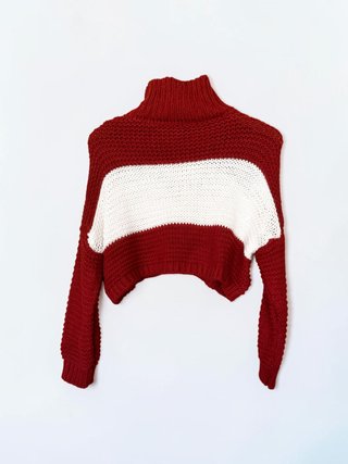 Jersey cuello alto rojo y blanco