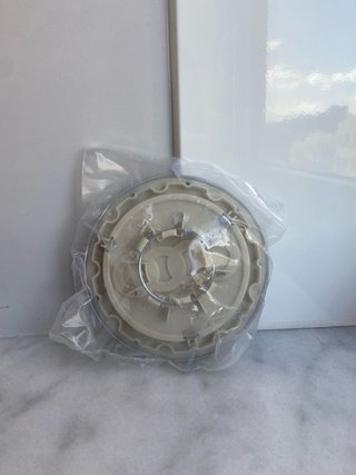 4 Tapabujes Audi 146mm modelo RS4 old nuevos