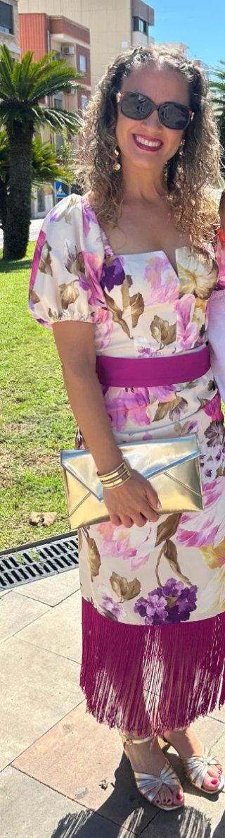 Vestido invitada floral con flecos