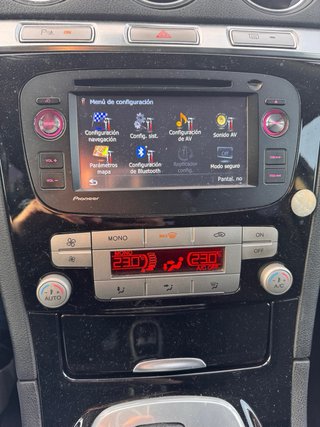 Ford S-MAX 2010