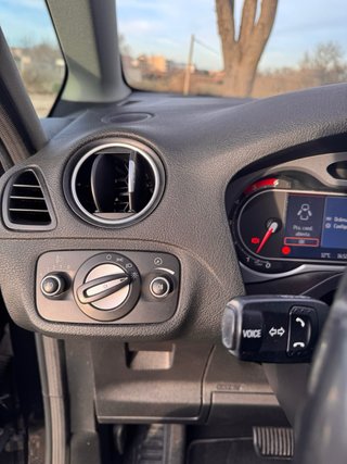 Ford S-MAX 2010