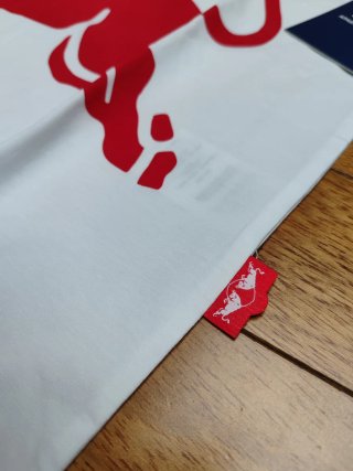 Camiseta Red Bull Edición Atletas