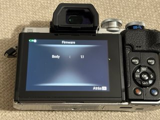 Olympus OM-D E-M10 Mark IV para reparar