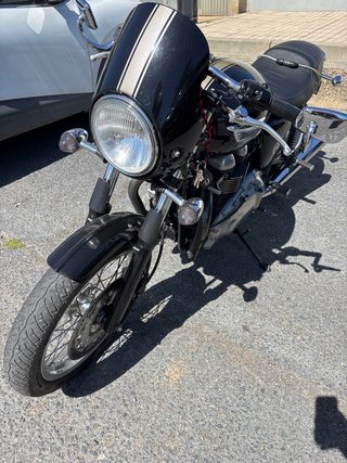 Triumph thruxton 2008