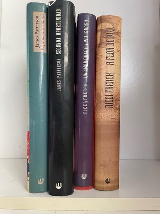 Lote de 4 libros crimen y misterio