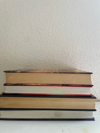Lote de 4 libros crimen y misterio