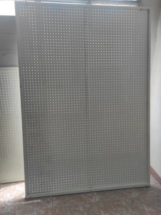 Estanterías y góndolas para tienda