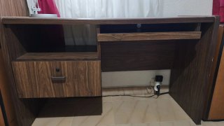 Mesa escritorio despacho o estudio  Muy resistente