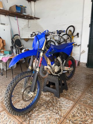 Yamaha YZ 125