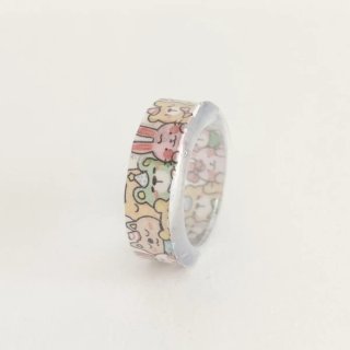 Anillos transparentes con animalitos.