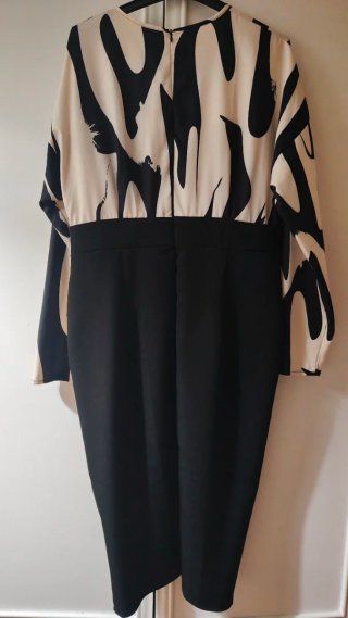 Vestido invitada beige y negro