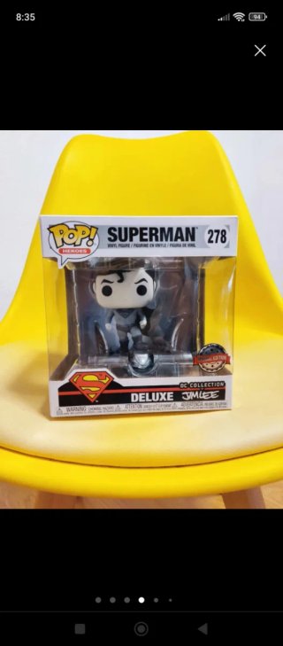 Funko Pop Superman+camiseta NUEVO. OFERTAAAAAA