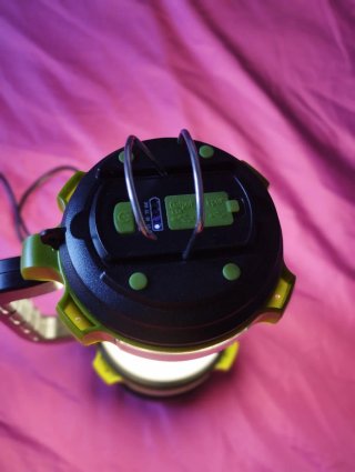 Linterna CREE LED 1000 lúmenes, con 2 posiciones