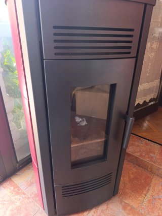 Hidroestufa Verona 14kw Negra/Roja