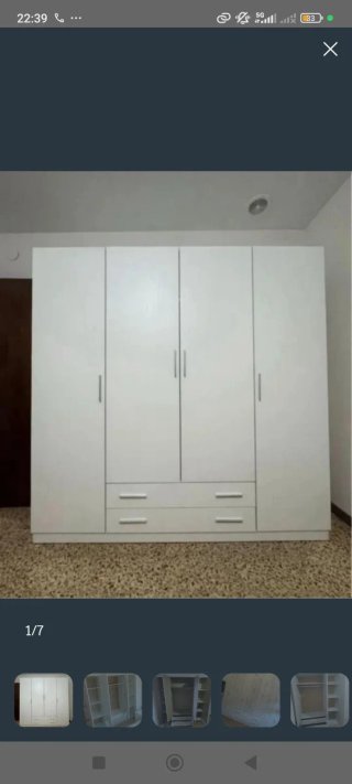 Armario de madera beige y gris