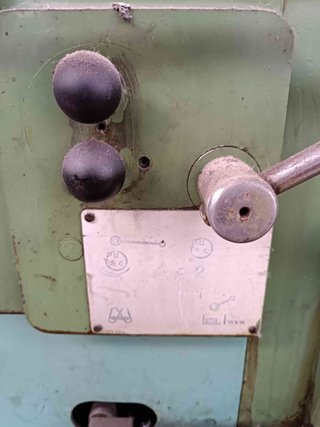 TORNO TORRETA HIDRÁULICO MONFORTS KA200