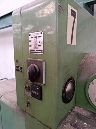 TORNO TORRETA HIDRÁULICO MONFORTS KA200