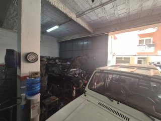 Se traspasa taller mecanico en Vilafranca