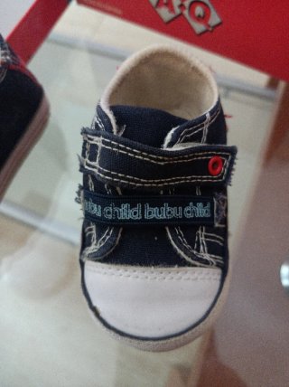 Zapatos bebé Talla 17