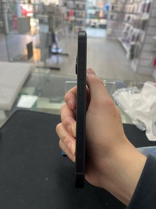 iPhone 15 256GB Negro - 93% Batería