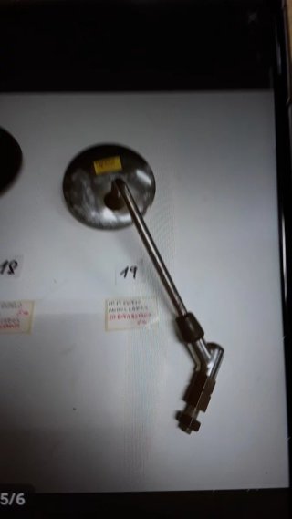Lote 2 Retrovisores Vespa y Otros Ref.22191