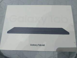 Tablet Samsung nueva con funda.