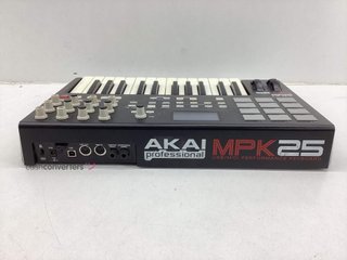 teclado electronico akai mpk25
