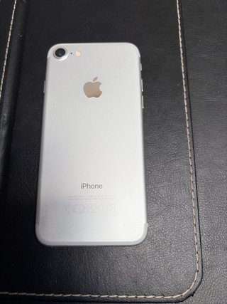 iPhone 7 Plata/Blanco - Batería nueva
