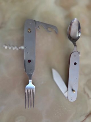 Navaja multiusos Camping Knife