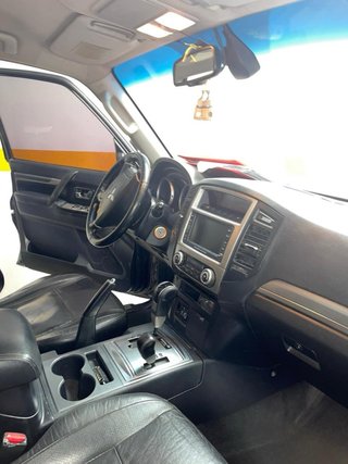 Mitsubishi Montero 2008