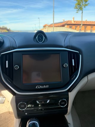 Maserati Ghibli 2015