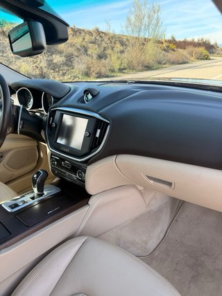 Maserati Ghibli 2015