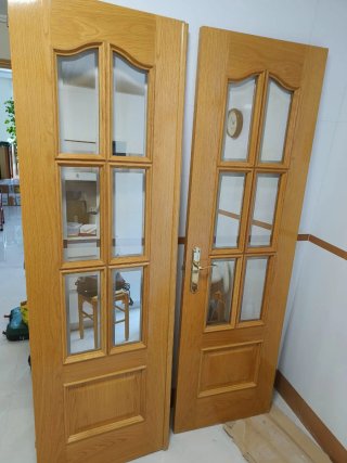 Puerta doble de roble macizo con cristal