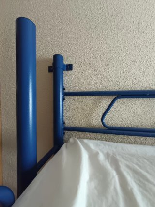 Litera Plegable Anclada a Pared