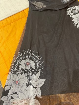 Vestido Desigual Negro Flores Talla L