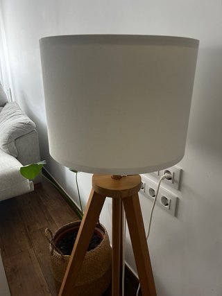 Lámpara de pie, fresno/blanco IKEA