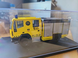 Camión Bomberos ADF 1:43 Schuco