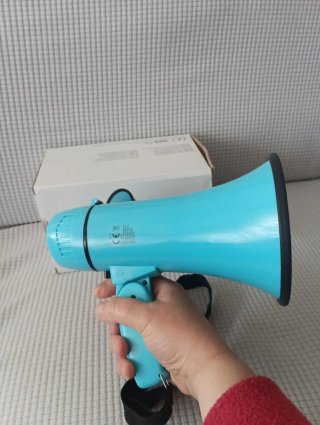 Megáfono azul