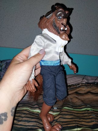 Muñeco Bestia Disney