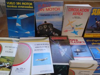 Libros/manuales ultraligeros y vuelo sin motor
