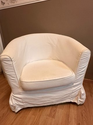 Sofá de tela blanco