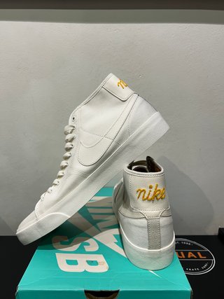 Zapatillas Nike SB Blzr Court Mid Prm