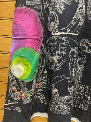 Falda corta desigual estampada