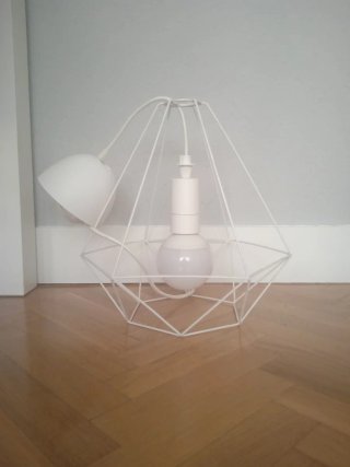 Lámpara de diseño geométrica blanca