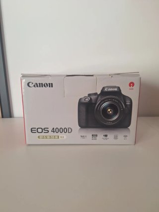 Kit Canon EOS 4000D EF-S 18-55mm ,con caja .