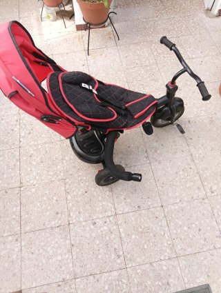 Triciclo infantil negro