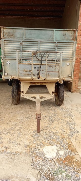 Remolque agrícola Ubeda 2 ejes