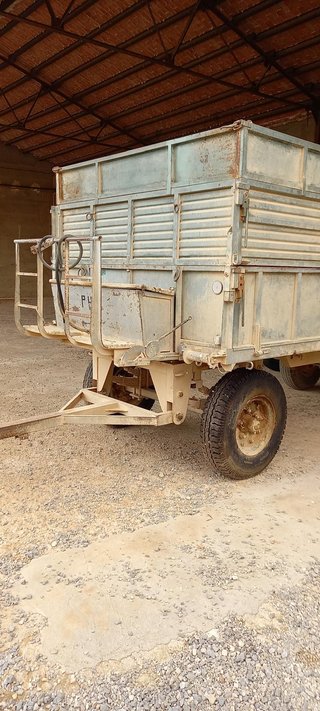 Remolque agrícola Ubeda 2 ejes