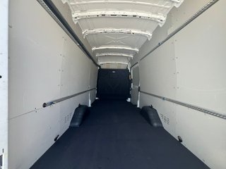 Ford Transit 350 96kW L4H3 Van Trend RWD